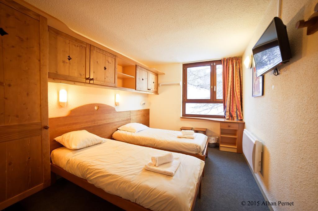 Les Balcons De Maurienne Otel Montricher-le-Bochet Oda fotoğraf